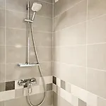 Studio, Terrasse Et Piscine, Proche Centre Et Plages 아파트 아그