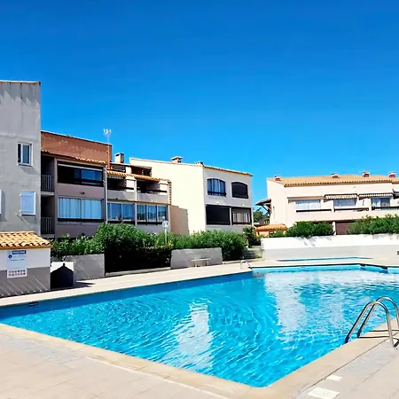 Studio, Terrasse Et Piscine, Proche Centre Et Plages アパート